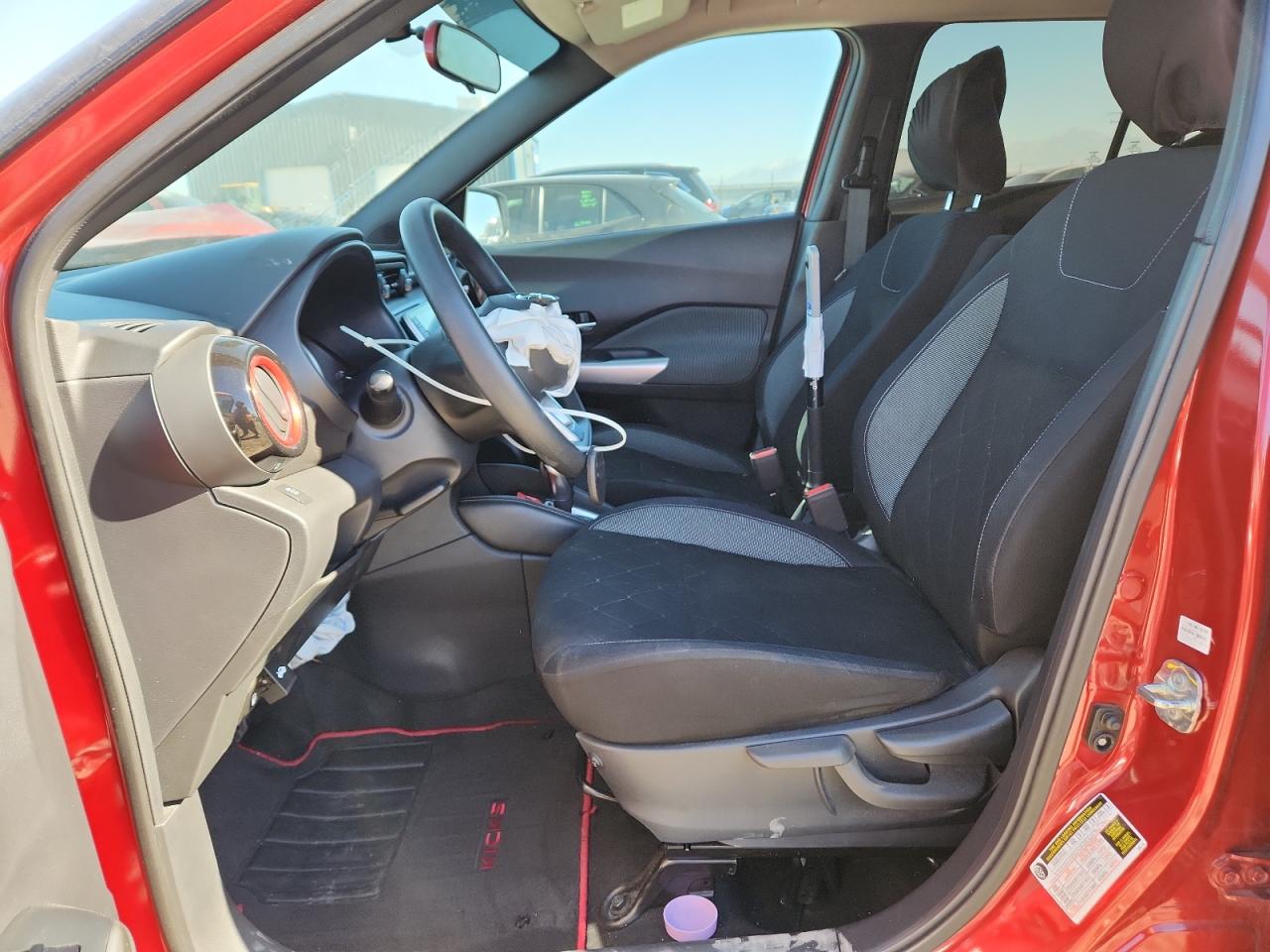 2018 Nissan Kicks S VIN: 3N1CP5CUXJL526471 Lot: 90112905