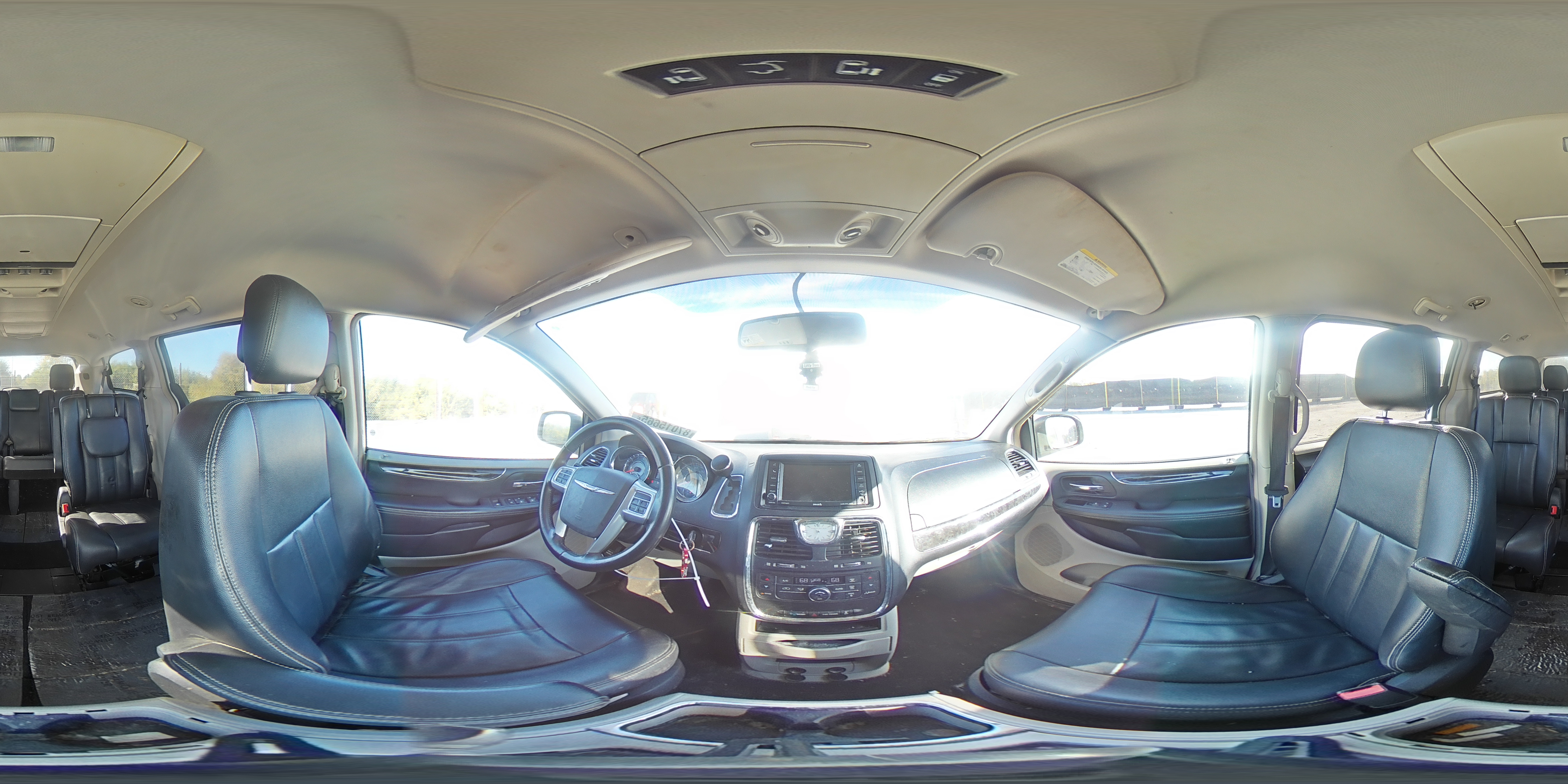 2013 Chrysler Town & Country Touring VIN: 2C4RC1BG0DR815356 Lot: 87015665