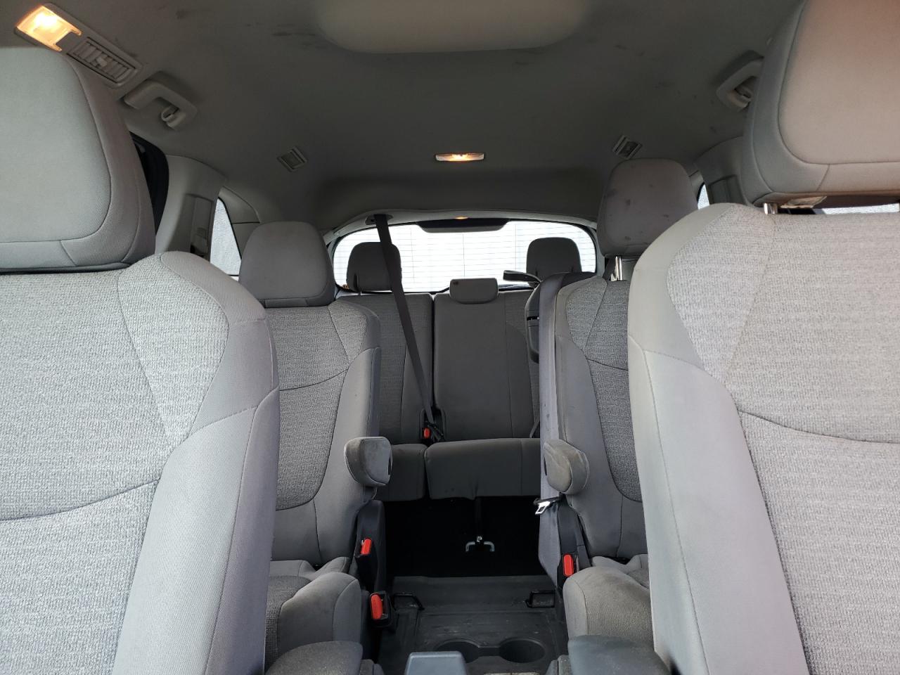 2021 Toyota Sienna Le VIN: 5TDKRKEC3MS028018 Lot: 85748785