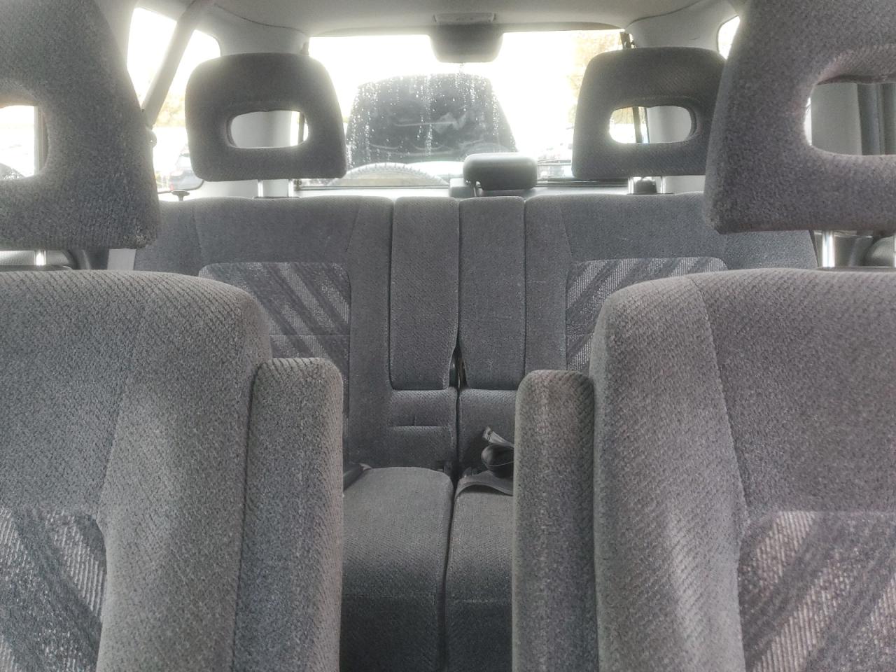 2000 Honda Cr-V Ex VIN: JHLRD1864YS000080 Lot: 86151715