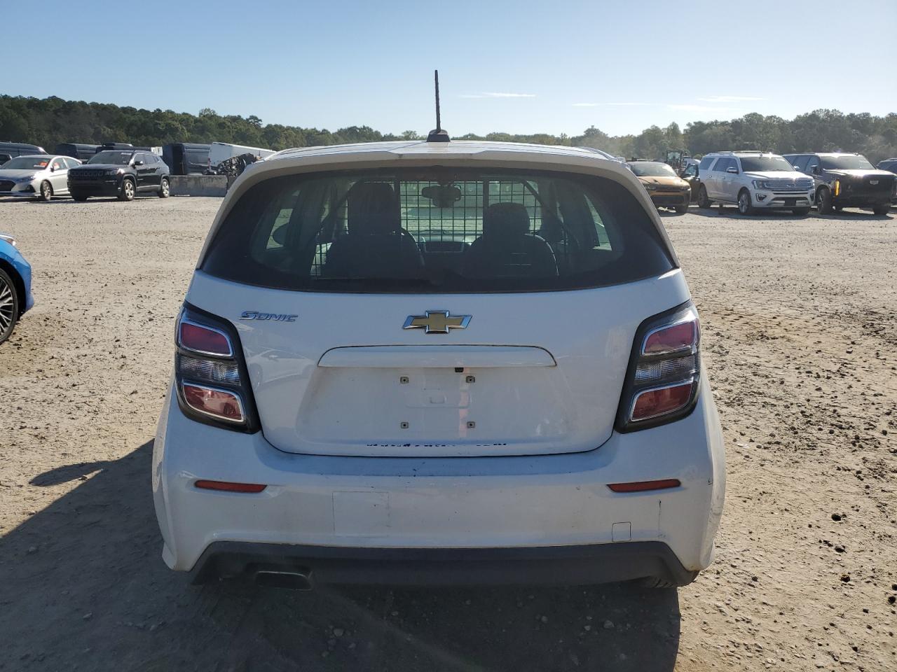 2020 Chevrolet Sonic VIN: 1G1JG6SB9L4114585 Lot: 71045415