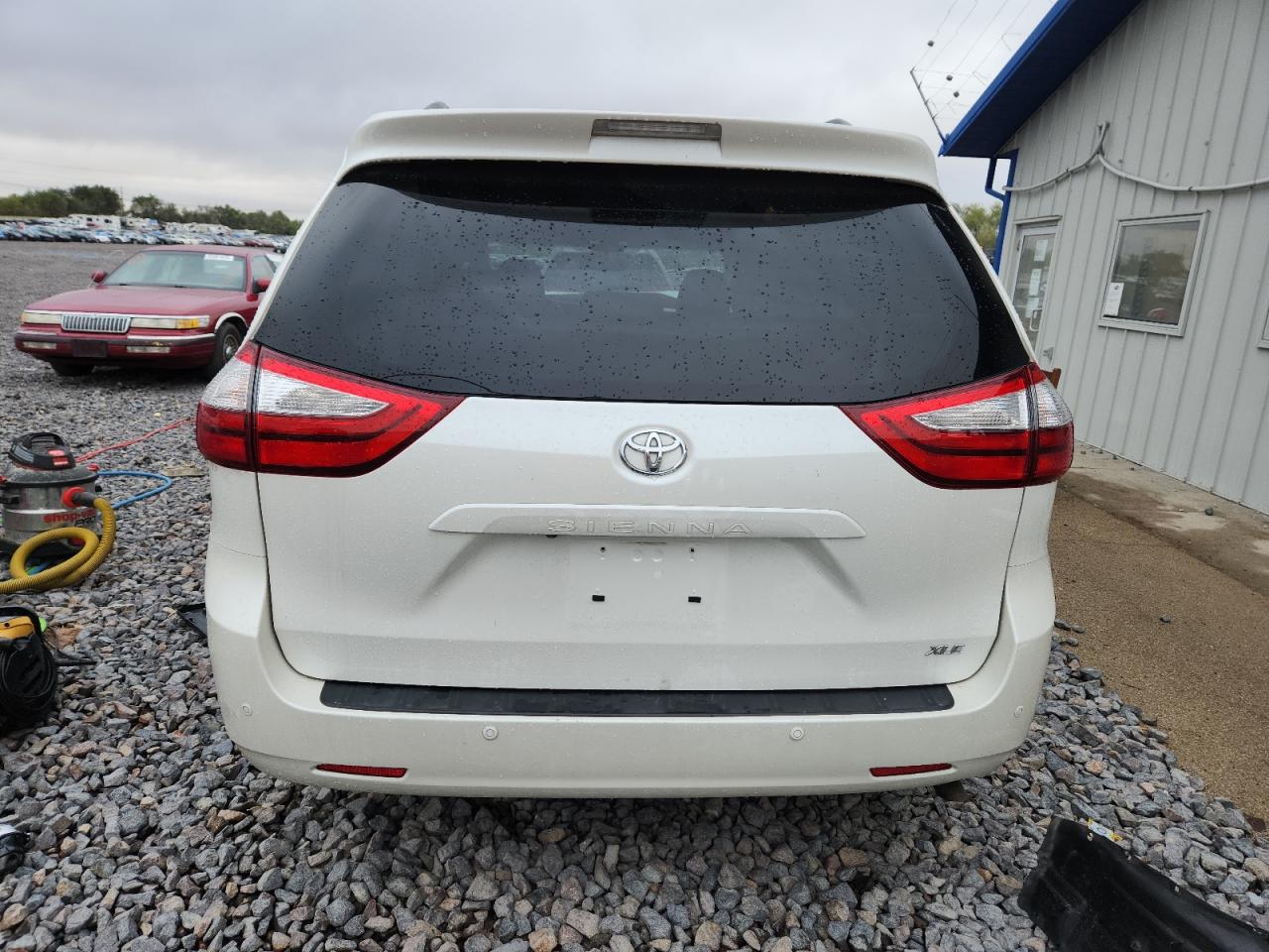 2015 Toyota Sienna Xle VIN: 5TDYK3DC3FS634959 Lot: 85589835