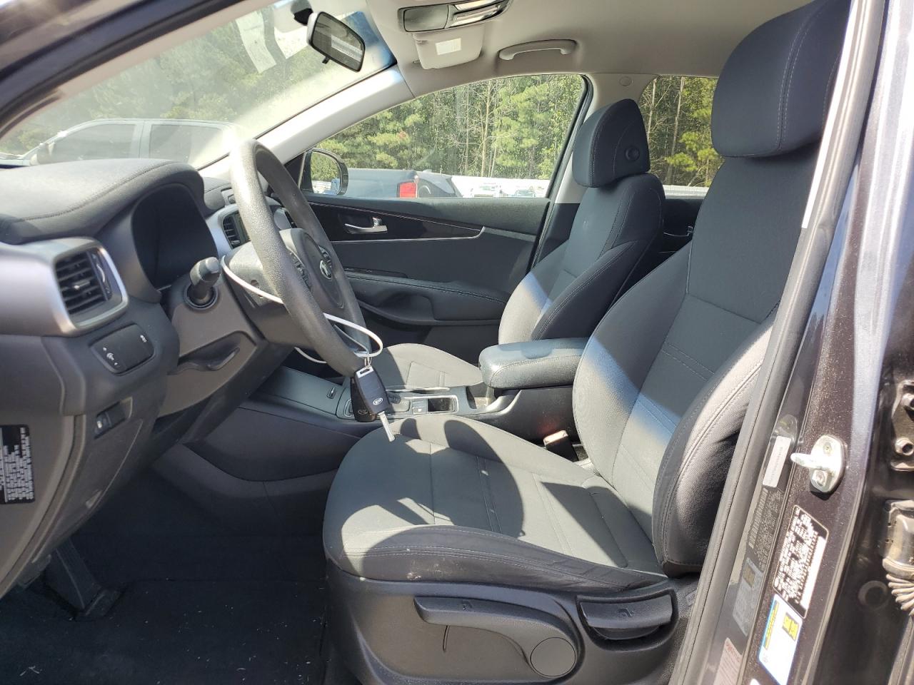 2017 Kia Sorento Lx VIN: 5XYPG4A59HG251956 Lot: 84802675
