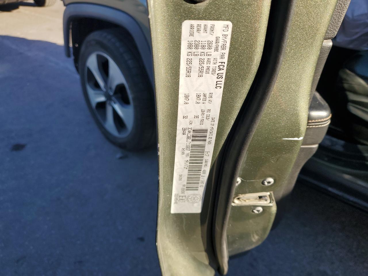 2018 Jeep Compass Latitude VIN: 3C4NJDBB1JT116837 Lot: 85108785