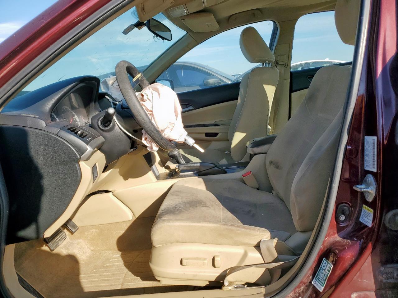 2011 Honda Accord Lxp VIN: 1HGCP2F46BA042038 Lot: 82403875