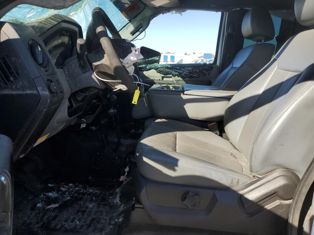 2015 Ford Super Duty F-250 W/S VIN: 1FD7X2B65FEB37398 Lot: 86280165