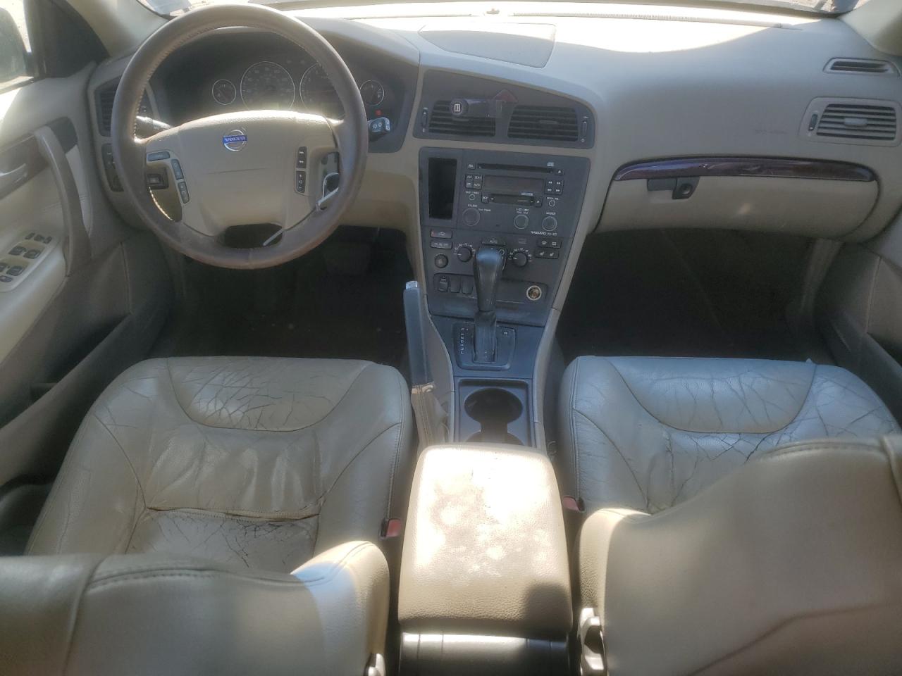 2004 Volvo V70 VIN: YV1SW64A742381802 Lot: 85273405