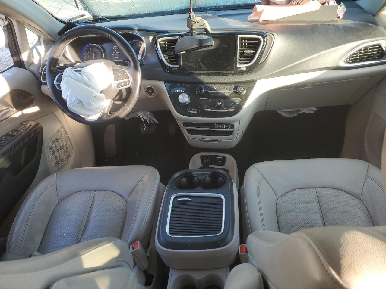 2021 Chrysler Pacifica Touring L VIN: 2C4RC1BG5MR585359 Lot: 86778955