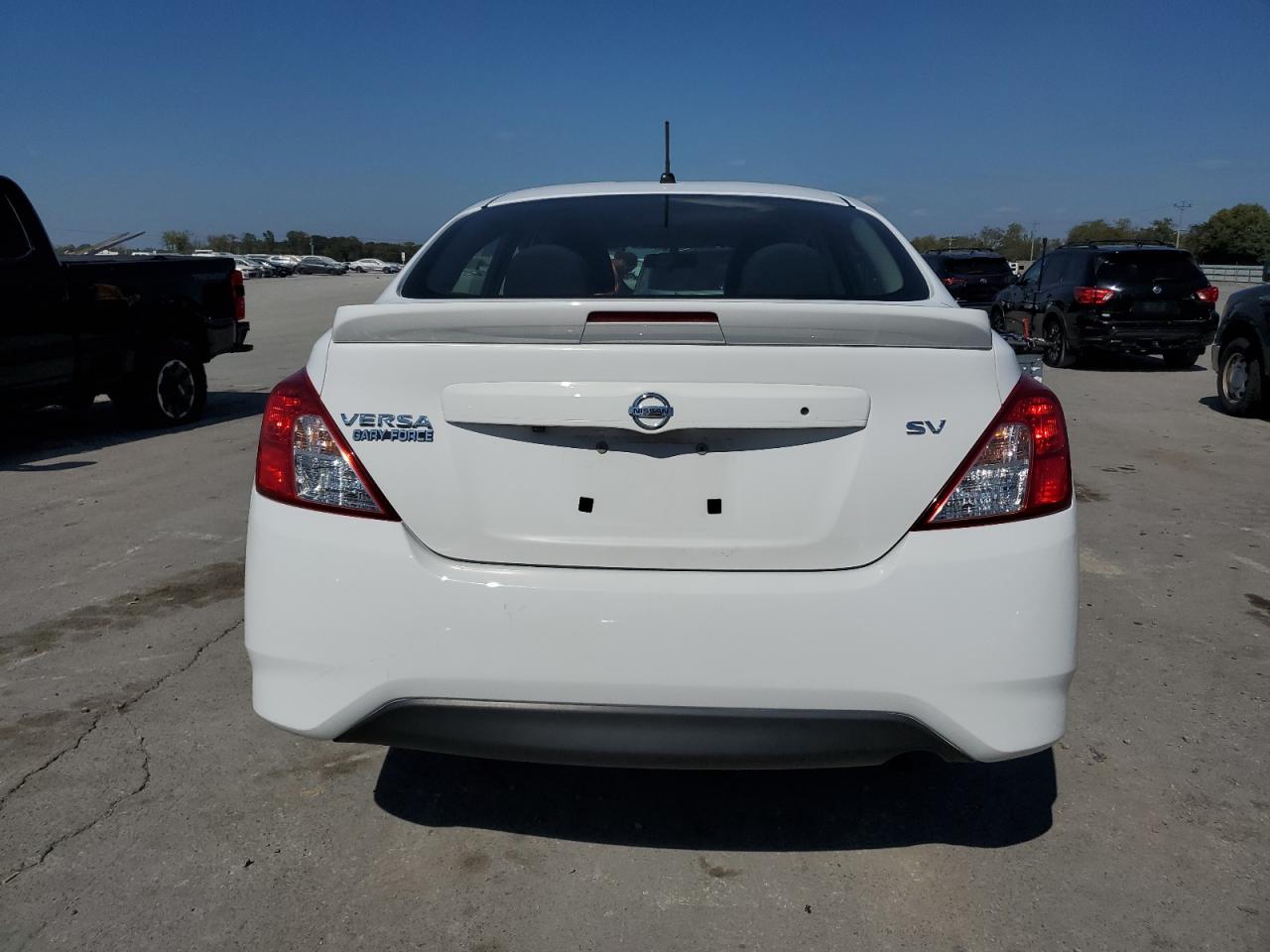 2019 Nissan Versa S VIN: 3N1CN7AP9KL861222 Lot: 84652575