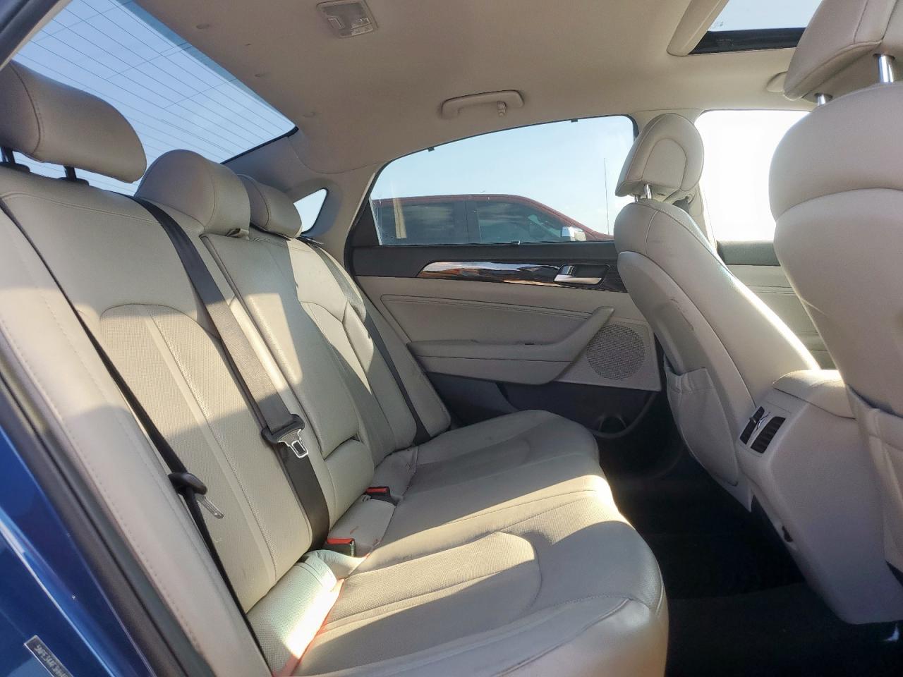 2017 Hyundai Sonata Sport VIN: 5NPE34AF3HH455561 Lot: 84946575