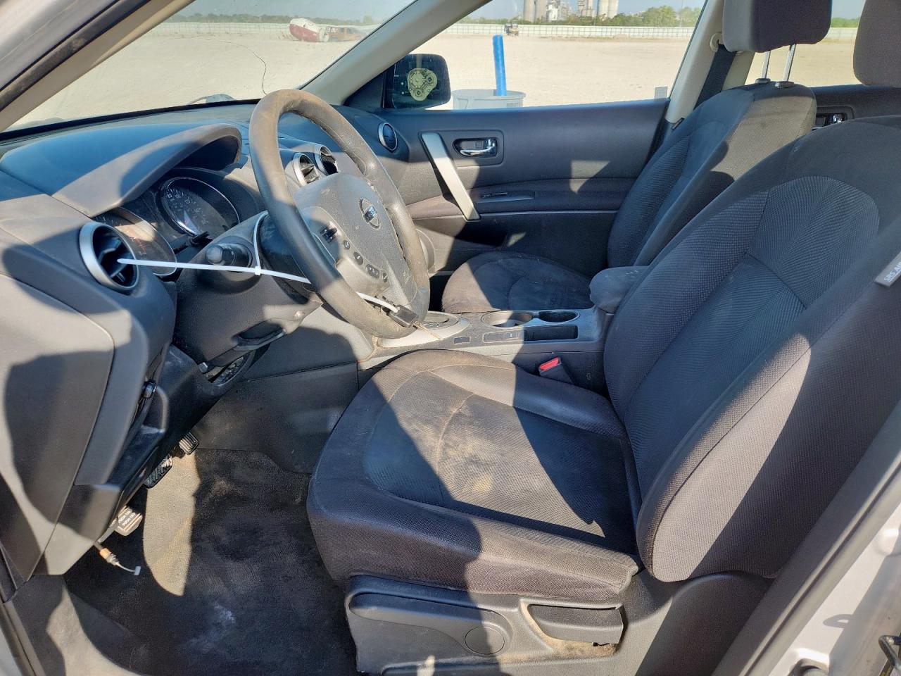 2015 Nissan Rogue Select S VIN: JN8AS5MT7FW163609 Lot: 81966865