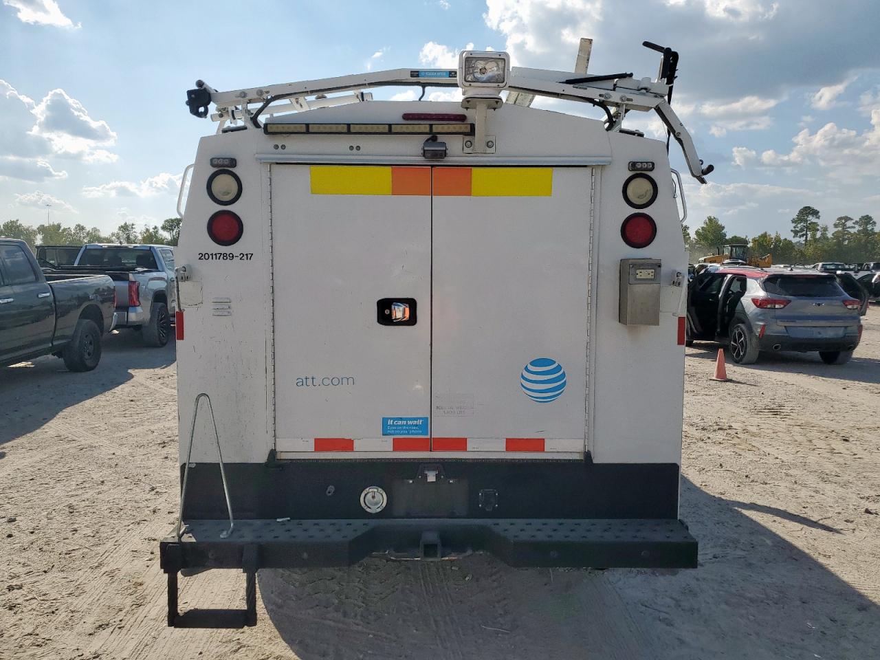 2017 Chevrolet Silverado C3500 VIN: 1GB3CYCG5HZ389659 Lot: 85348655