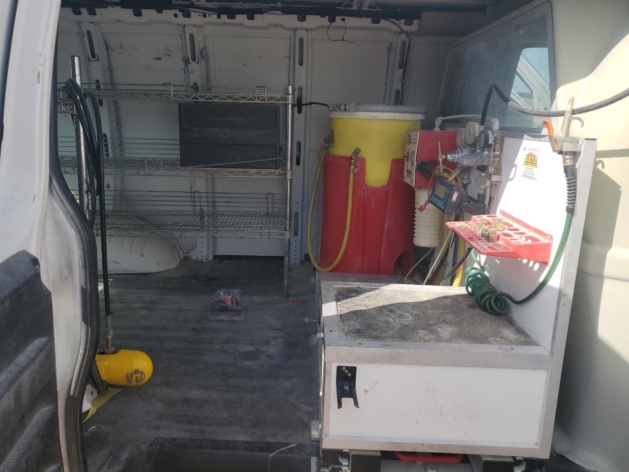 2017 Chevrolet Express G2500 VIN: 1GCWGAFF2H1116894 Lot: 85724245