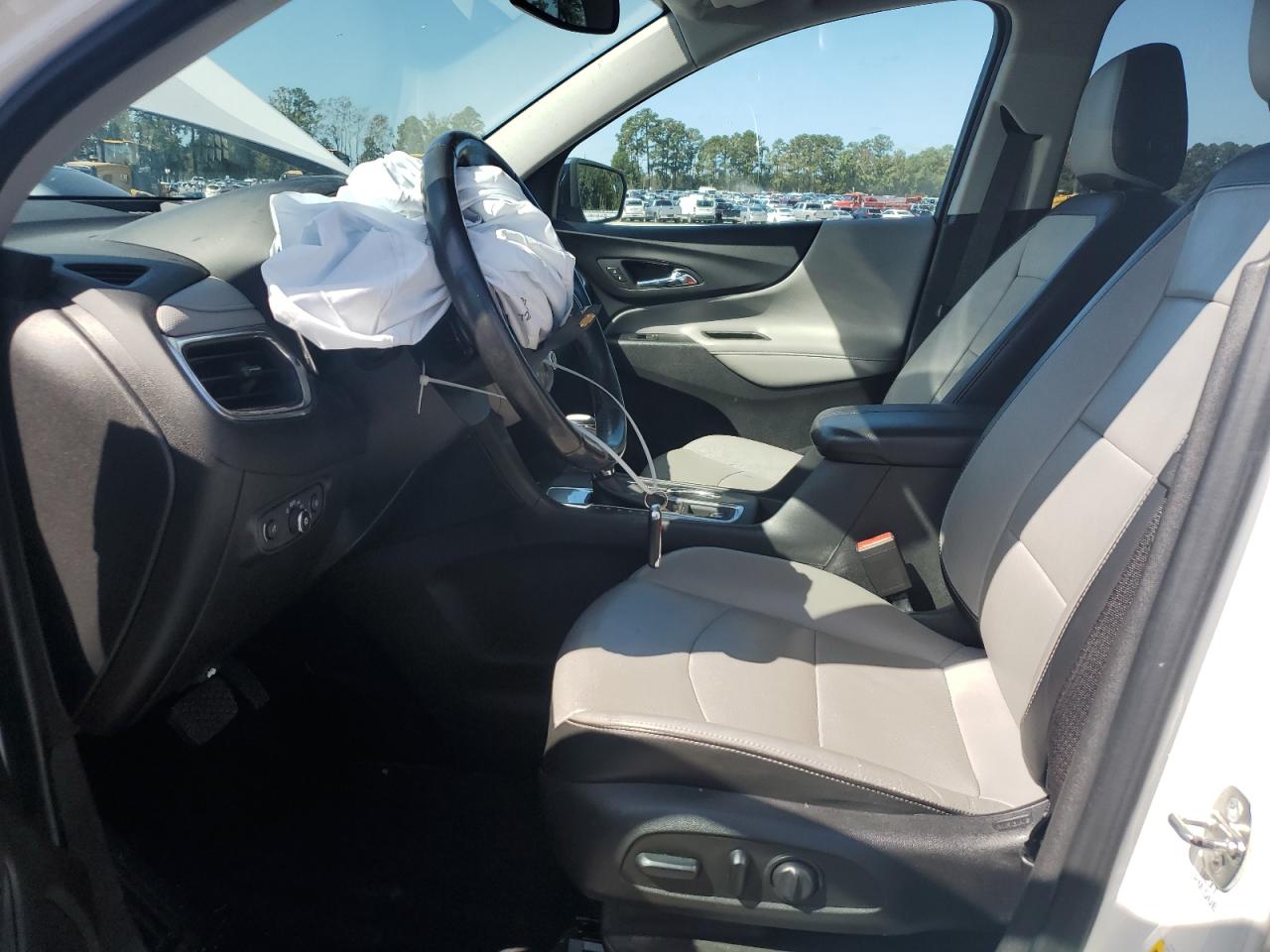 2018 Chevrolet Equinox Premier VIN: 3GNAXMEV9JS598327 Lot: 84965535