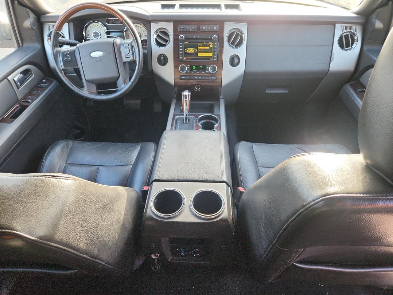 2010 Ford Expedition Limited VIN: 1FMJU2A51AEB52352 Lot: 82383865