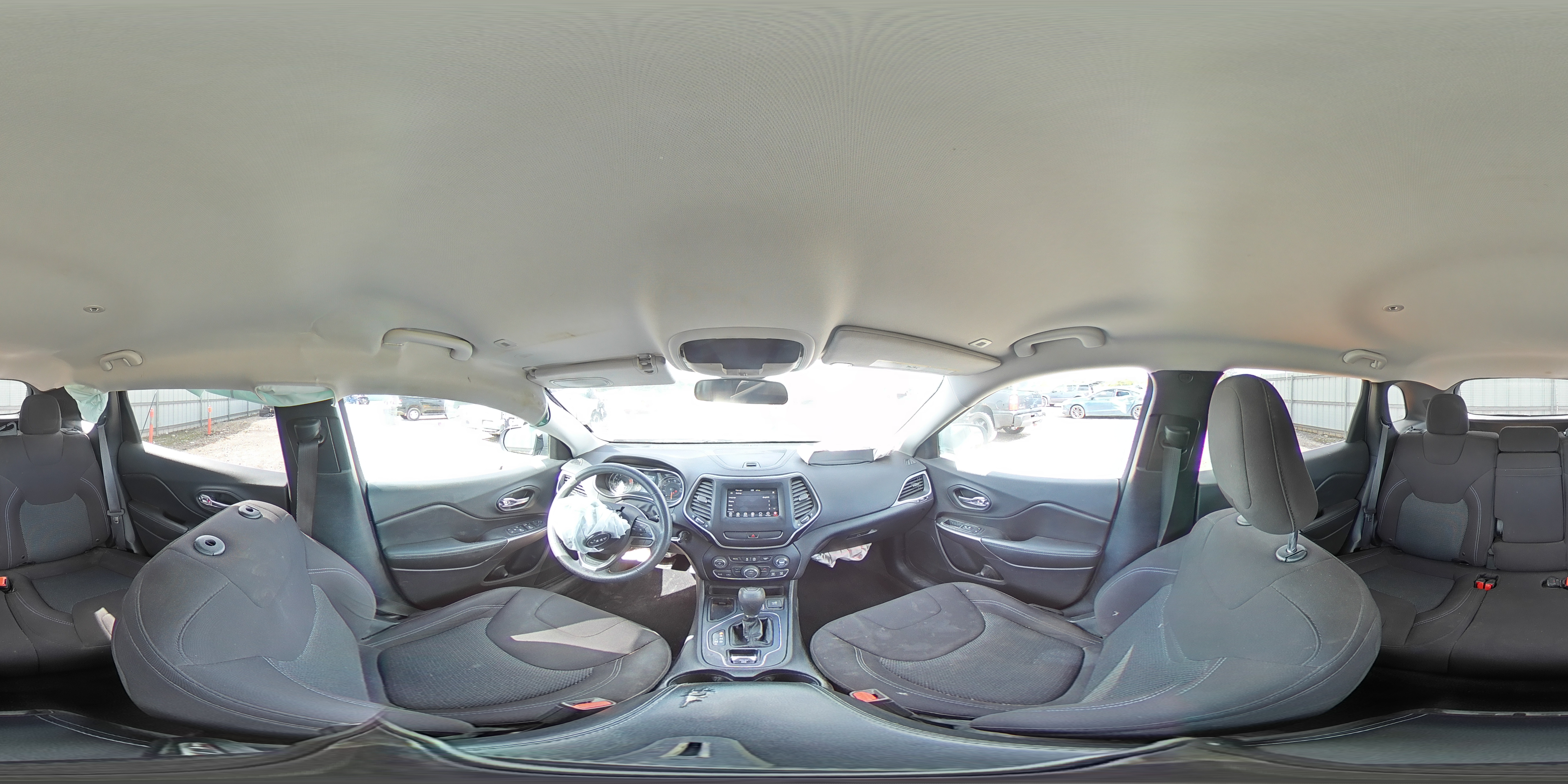 2019 Jeep Cherokee Latitude VIN: 1C4PJLCB6KD246993 Lot: 85645655