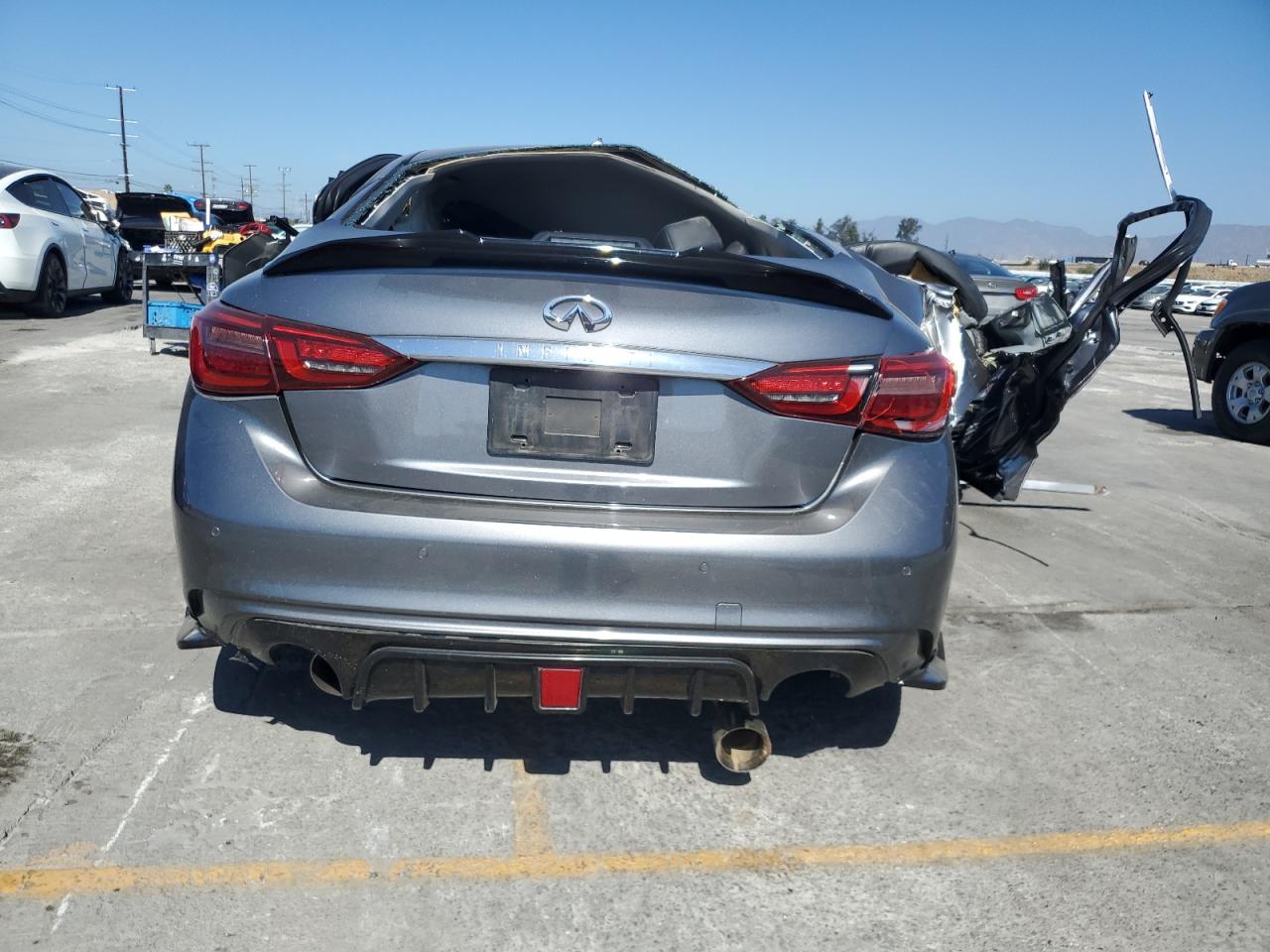 2018 Infiniti Q50 Luxe VIN: JN1EV7AP2JM355079 Lot: 82000885