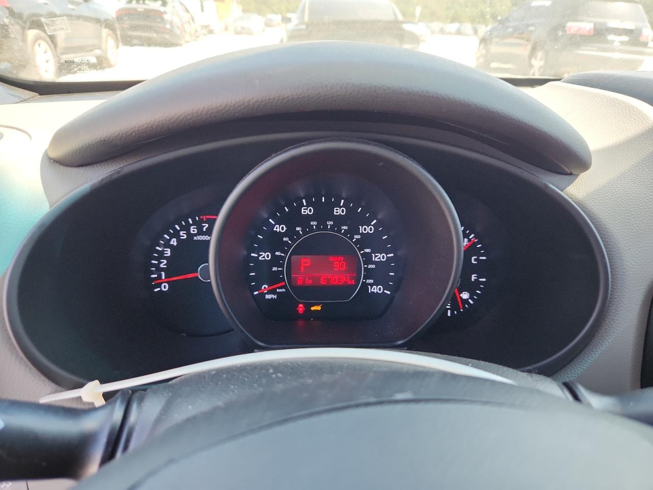 2016 Kia Soul + VIN: KNDJP3A52G7850631 Lot: 84726775