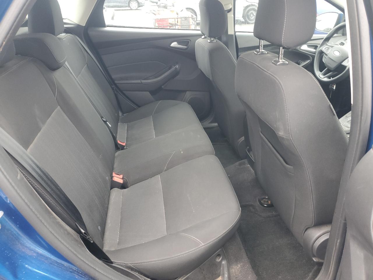 2018 Ford Focus Se VIN: 1FADP3K29JL318704 Lot: 86239395