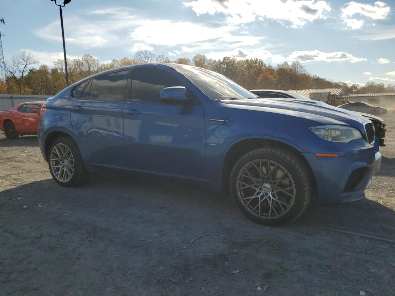 Фото: 5YMGZ0C59E0C40676