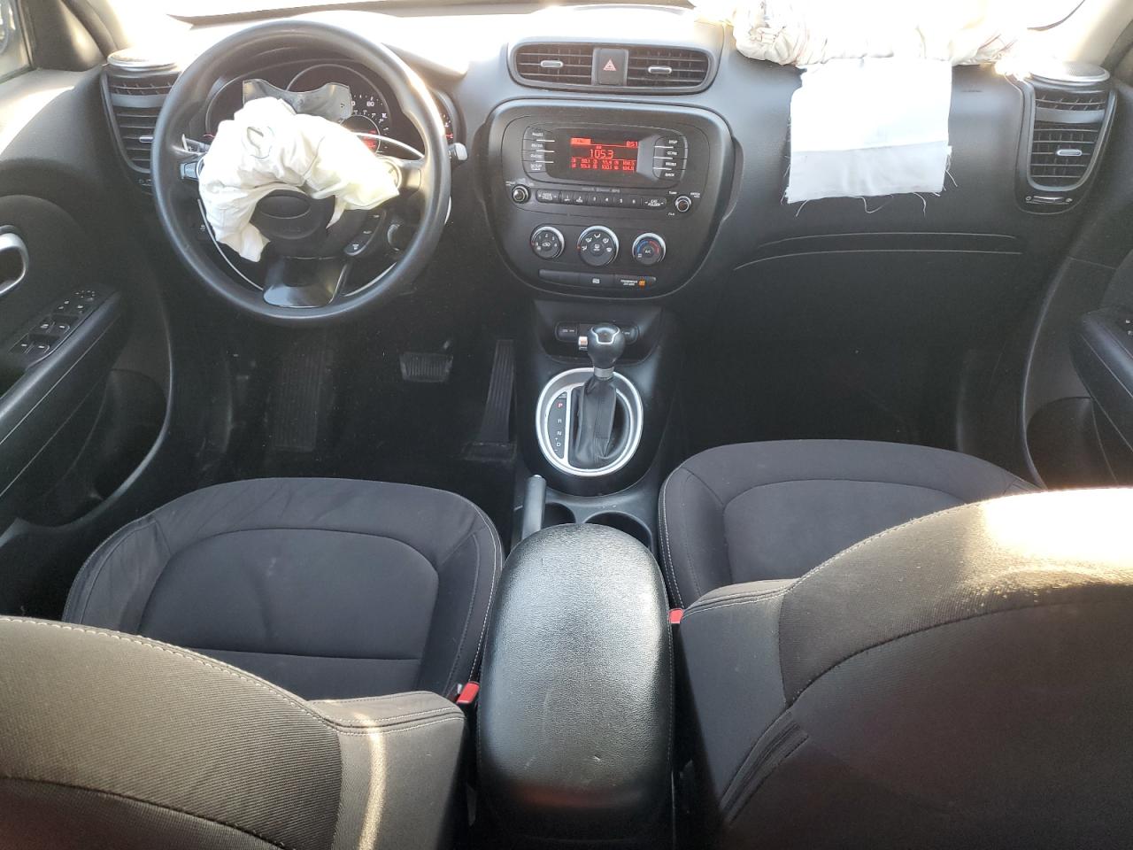 2015 Kia Soul VIN: KNDJN2A29F7174389 Lot: 84886595