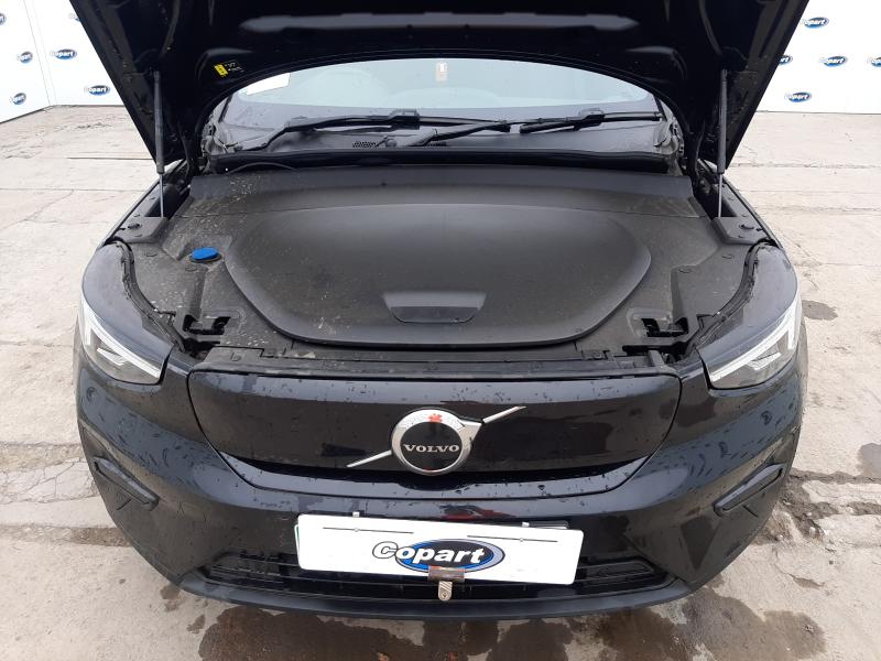 2024 VOLVO XC40 CORE RECHARGE EV 