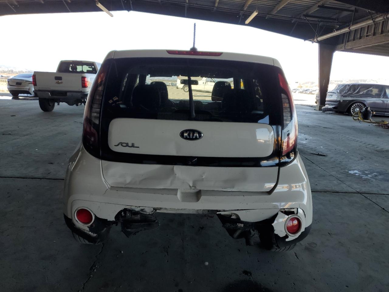 2018 Kia Soul + VIN: KNDJP3A50J7534099 Lot: 89506115