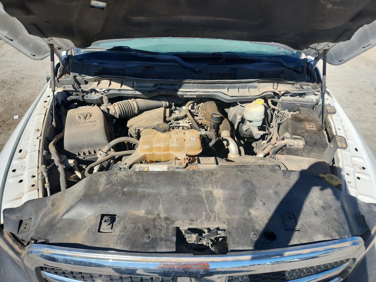 2015 Ram 1500 St VIN: 1C6RR7KM1FS586945 Lot: 89481985