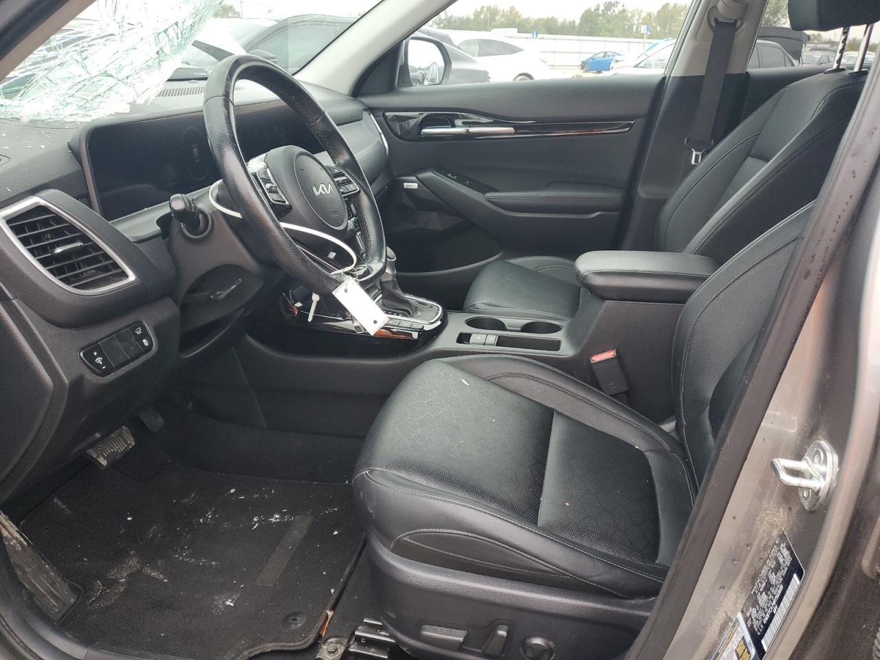 2024 Kia Seltos Sx VIN: KNDETCA74R7503609 Lot: 85412975