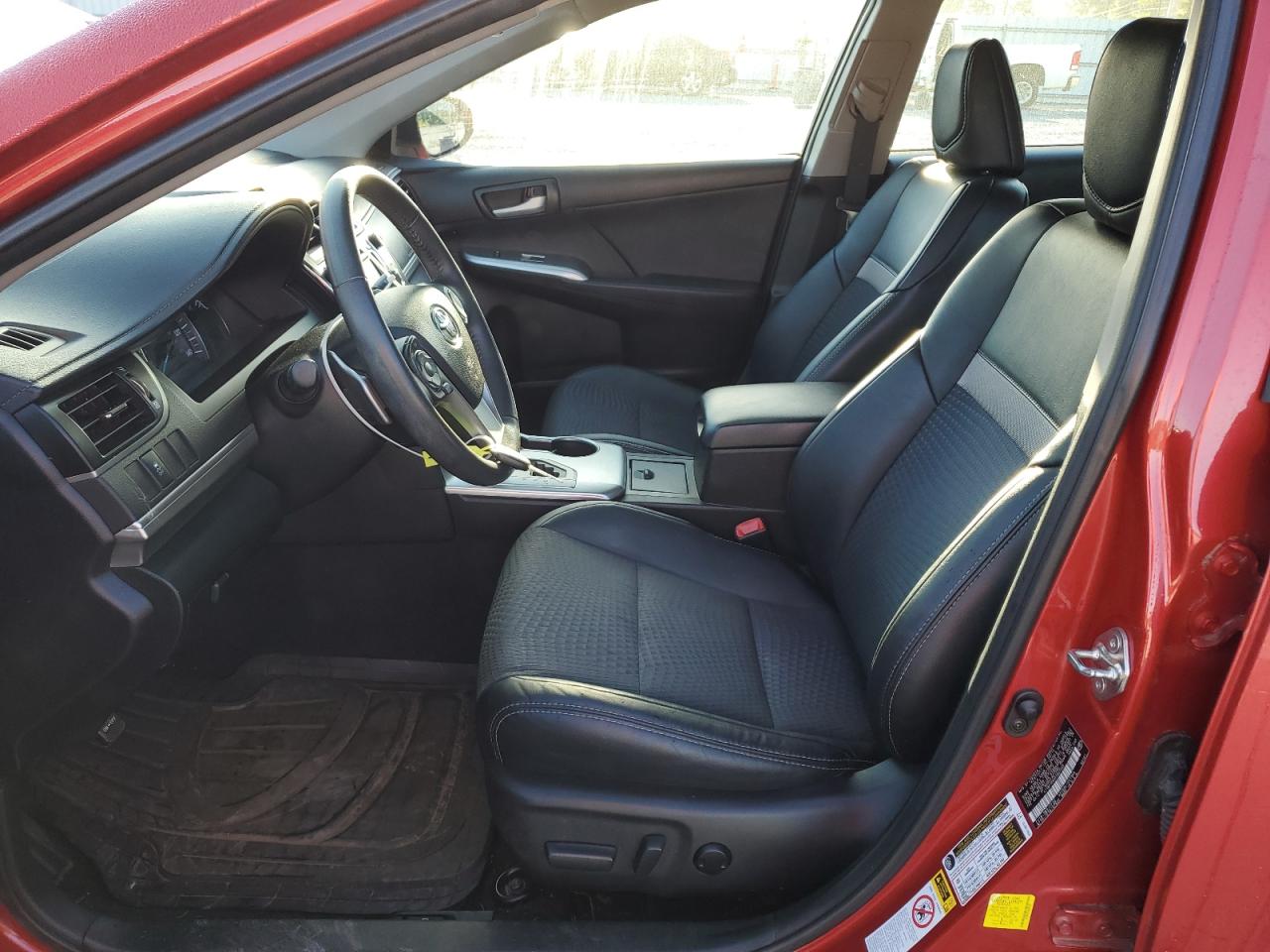 2014 Toyota Camry L VIN: 4T1BF1FKXEU827523 Lot: 82188175