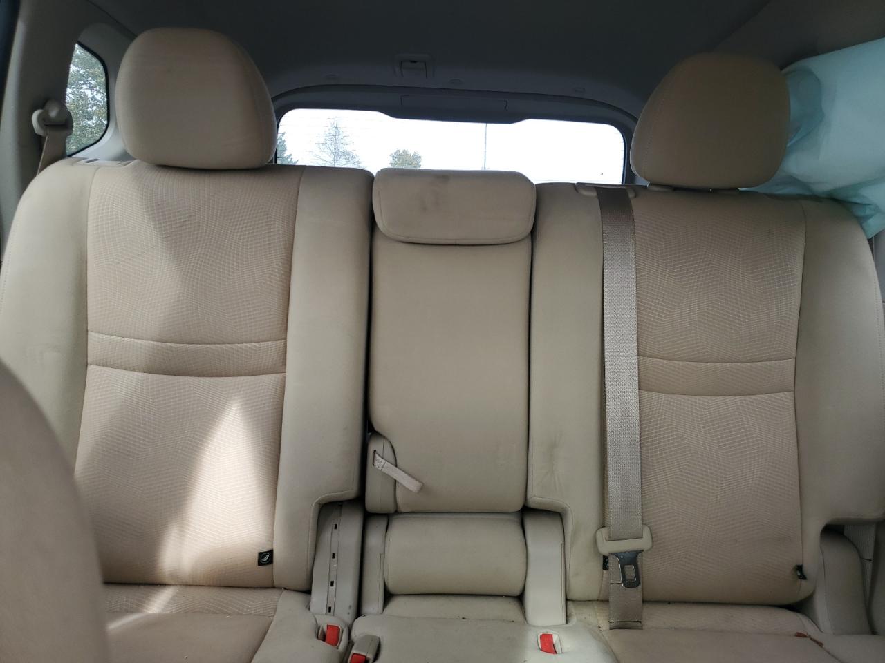 2016 Nissan Rogue S VIN: JN8AT2MV0GW151252 Lot: 85590405