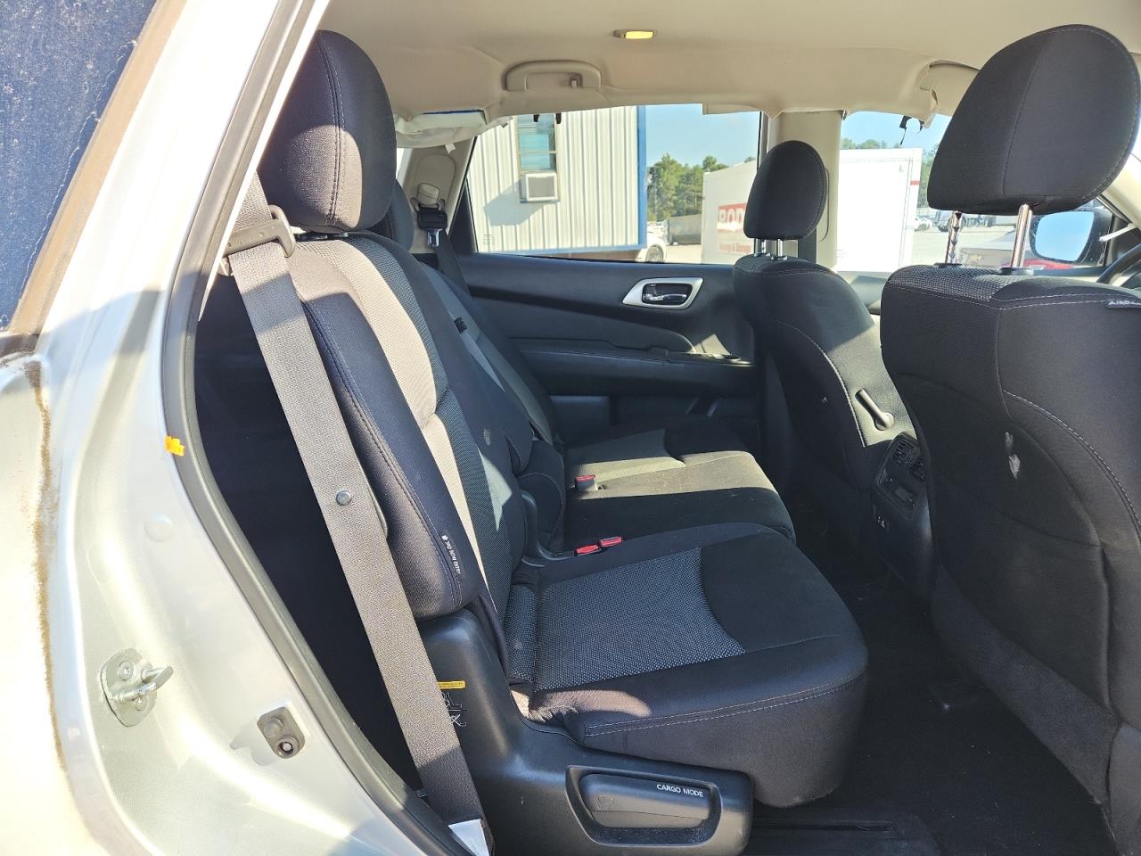 2019 Nissan Pathfinder S VIN: 5N1DR2MNXKC584008 Lot: 84637875