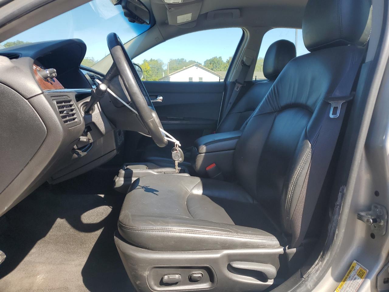 2008 Buick Lacrosse Cxl VIN: 2G4WD582381289808 Lot: 81986835