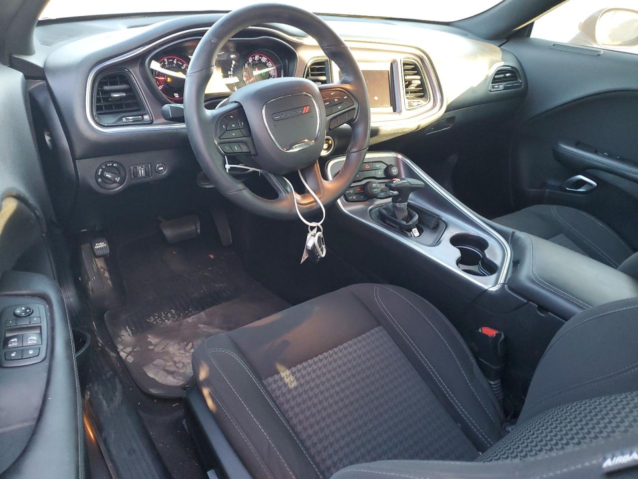 2018 Dodge Challenger Sxt VIN: 2C3CDZAG6JH246022 Lot: 86553115