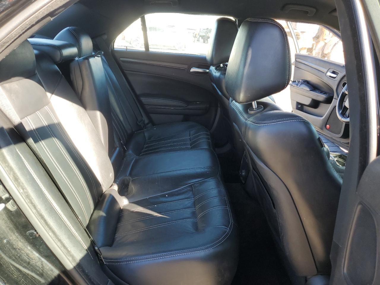 2014 Chrysler 300 S VIN: 2C3CCABG8EH358202 Lot: 86881365