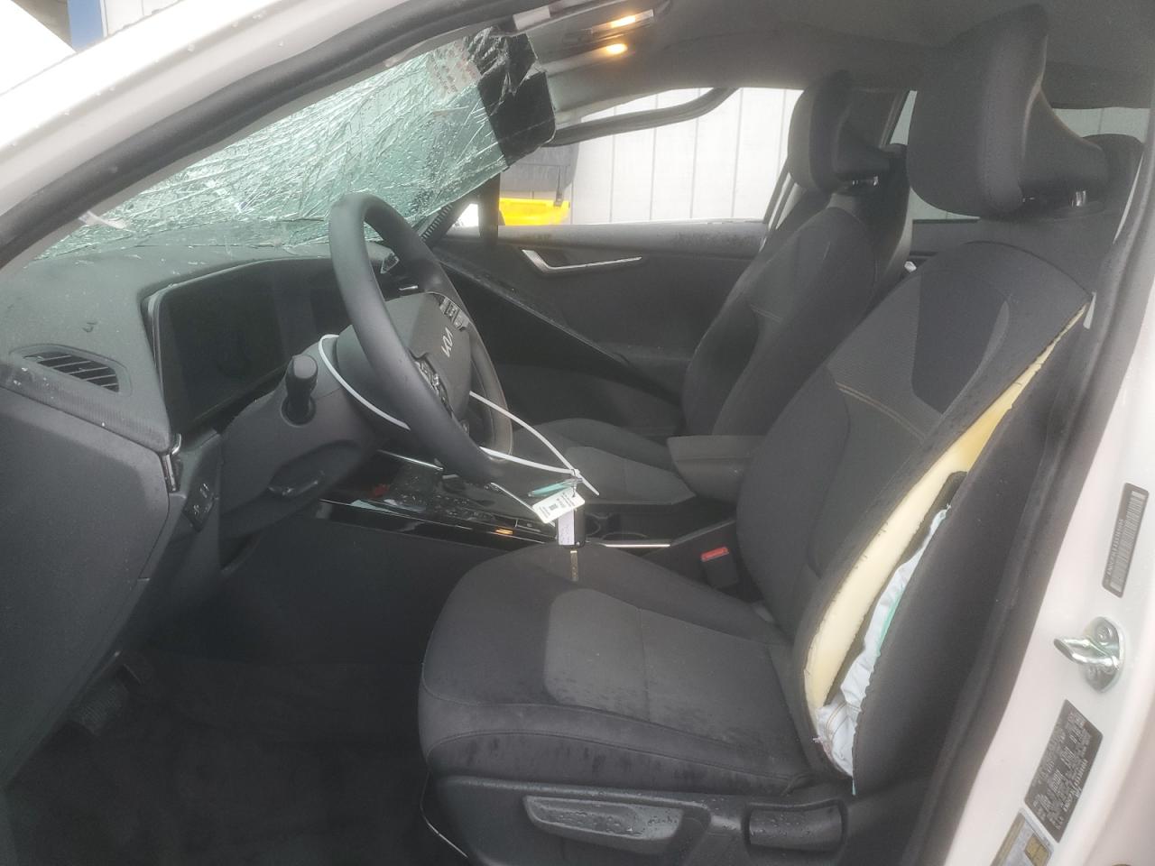 2025 Kia Niro Lx VIN: KNDCP3LE4S5305055 Lot: 89672175