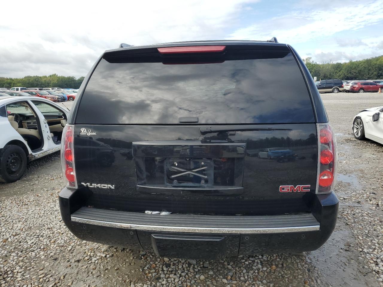 2013 GMC Yukon Denali VIN: 1GKS2EEF7DR287064 Lot: 82192965