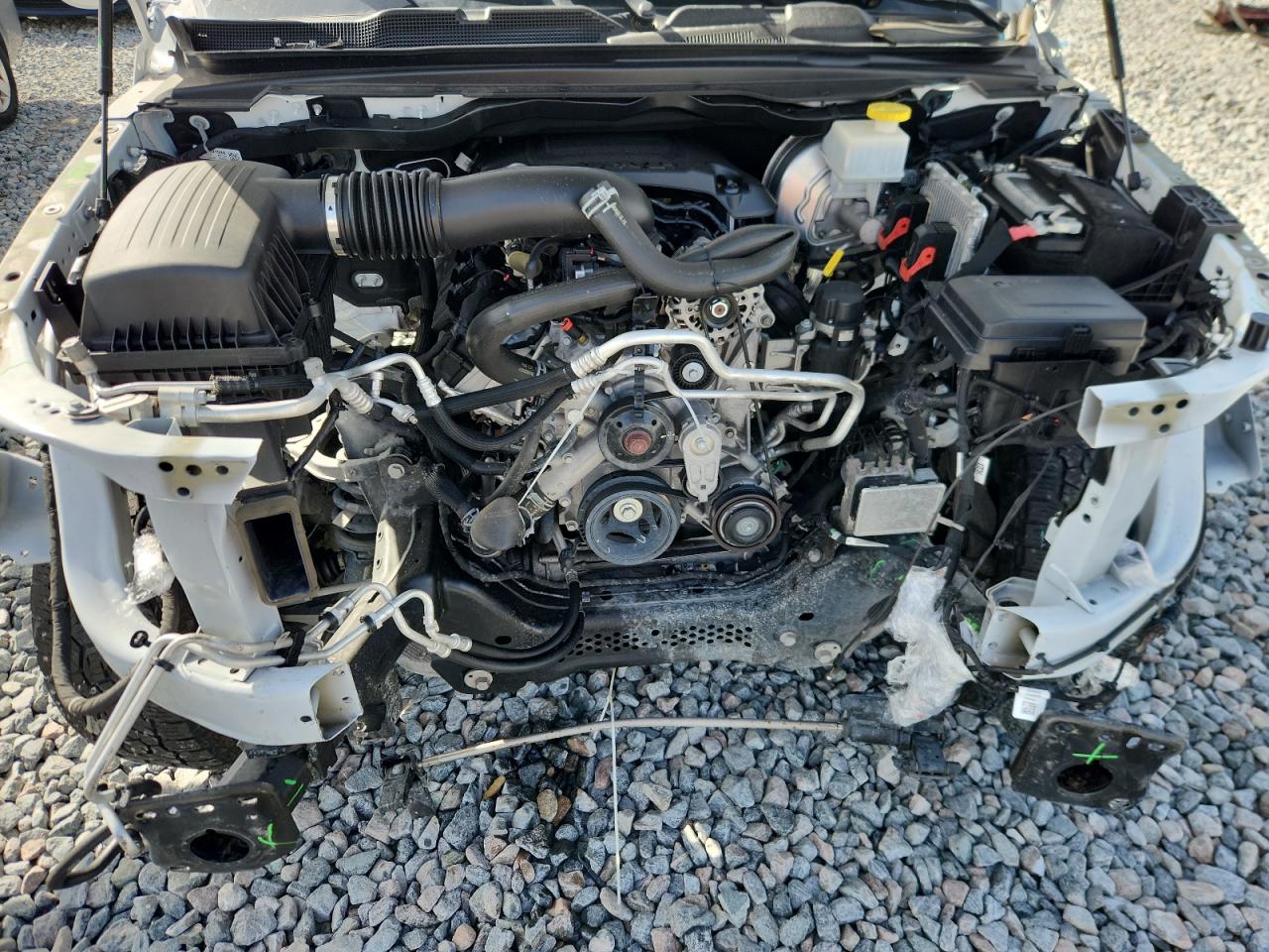 2022 Ram 1500 Laramie VIN: 1C6SRFJT0NN182360 Lot: 84590195