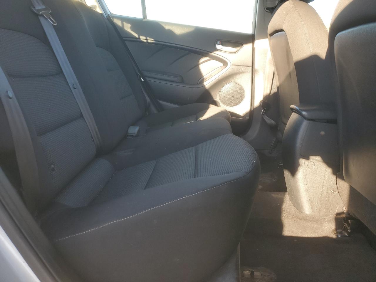 2017 Kia Forte Lx VIN: 3KPFK4A72HE037108 Lot: 87036685