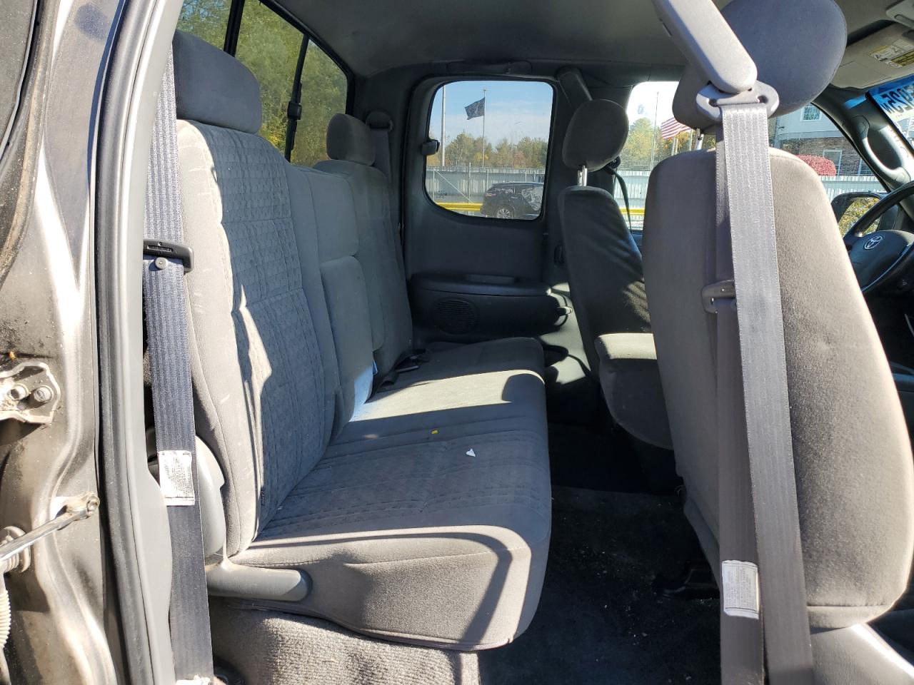 2004 Toyota Tundra Access Cab Sr5 VIN: 5TBBT44184S452719 Lot: 89925925