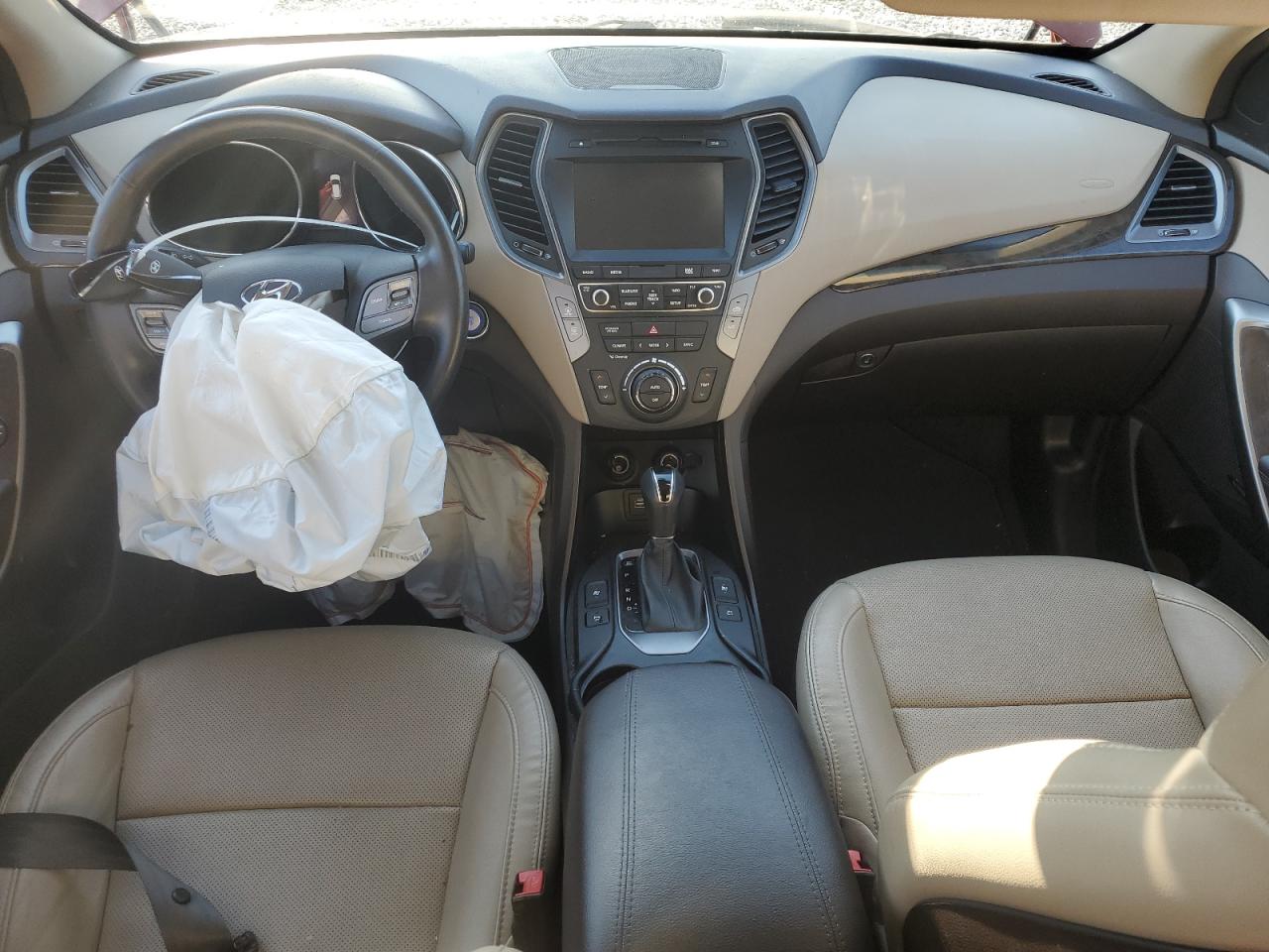 2017 Hyundai Santa Fe Sport VIN: 5XYZU3LB5HG384020 Lot: 82374765