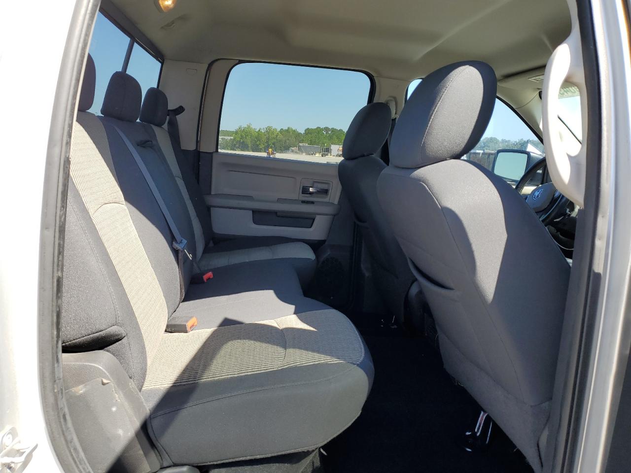 2010 Dodge Ram 1500 VIN: 1D7RB1CT2AS120942 Lot: 84904935