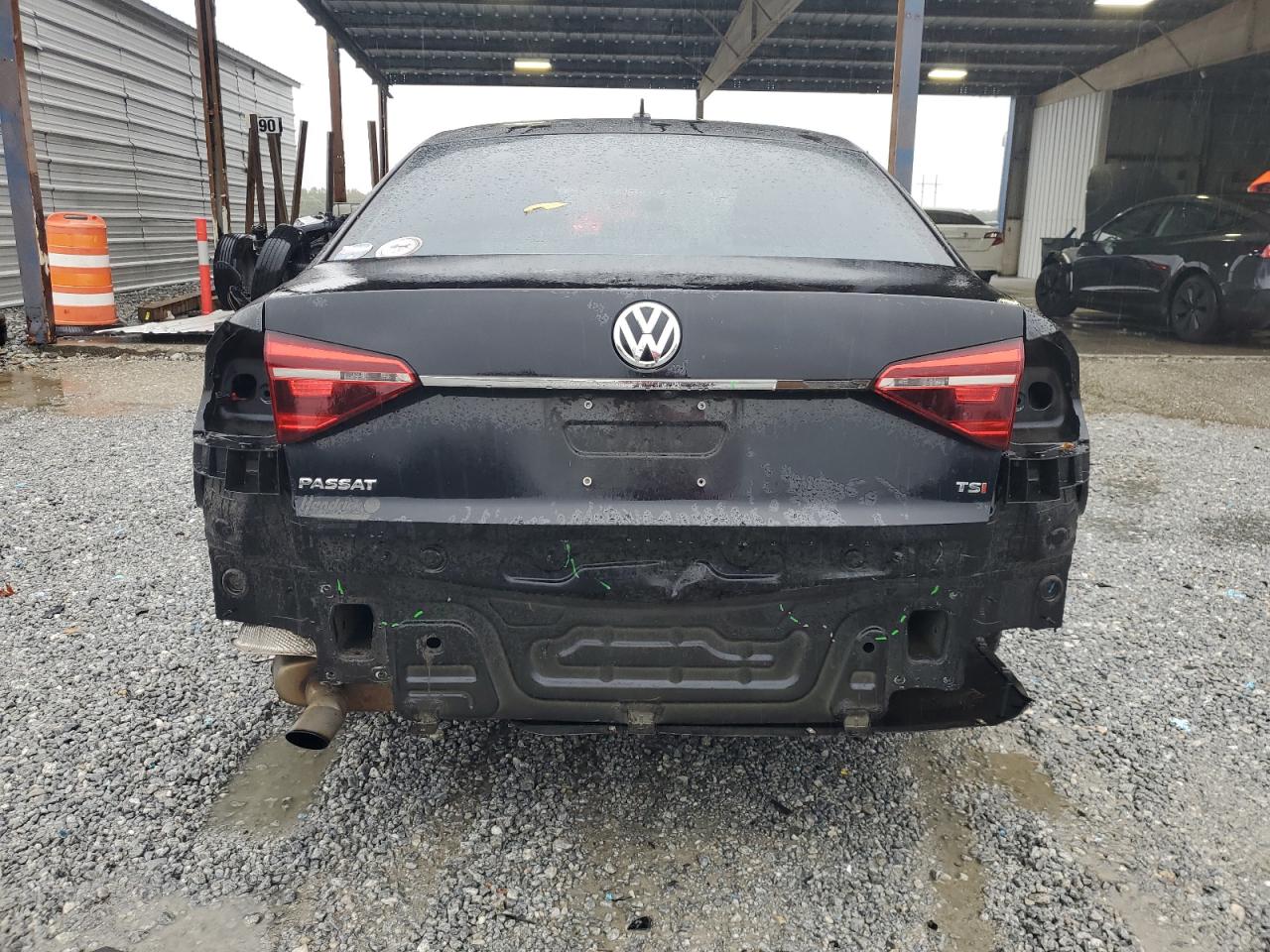 2017 Volkswagen Passat S VIN: 1VWAT7A3XHC047976 Lot: 82764525