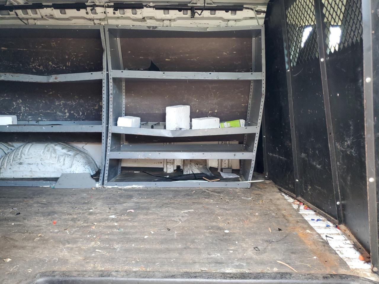 2015 Chevrolet Express G2500 VIN: 1GCWGFCF4F1120119 Lot: 84211435