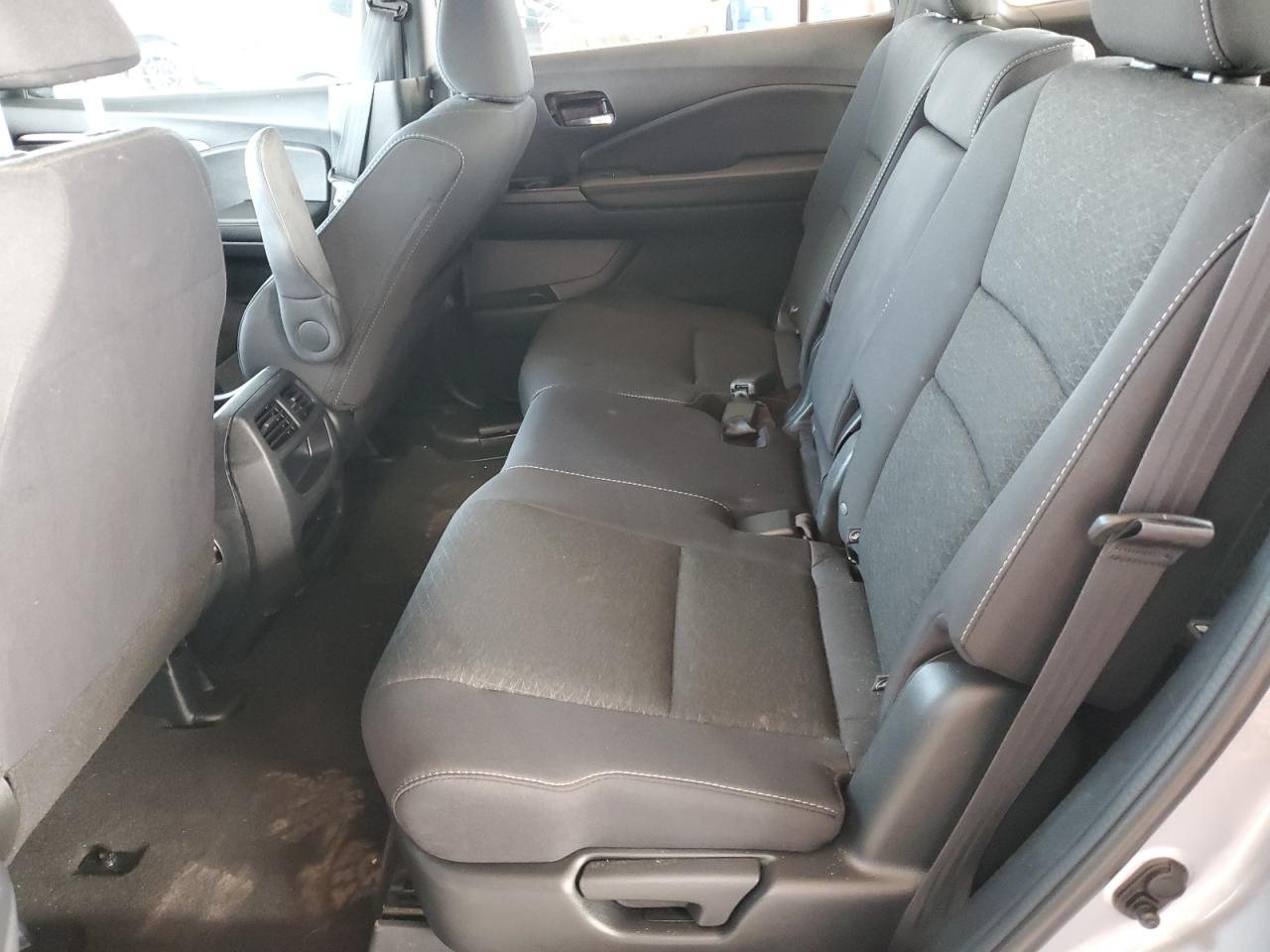 2019 Honda Passport Sport VIN: 5FNYF7H24KB008557 Lot: 82708535