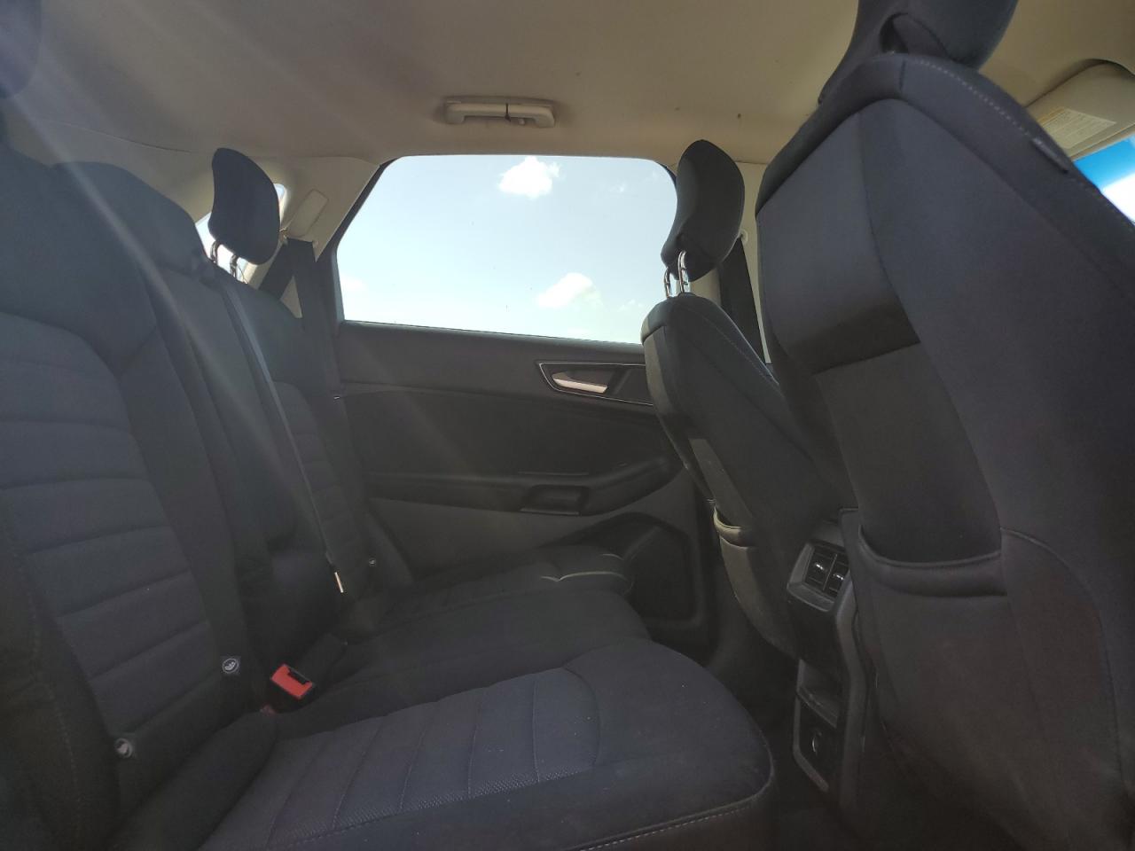 2018 Ford Edge Se VIN: 2FMPK3G93JBC10571 Lot: 85189885