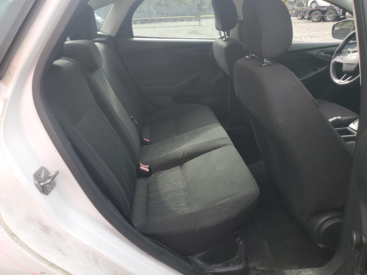 2016 Ford Focus S VIN: 1FADP3E28GL257141 Lot: 85765495