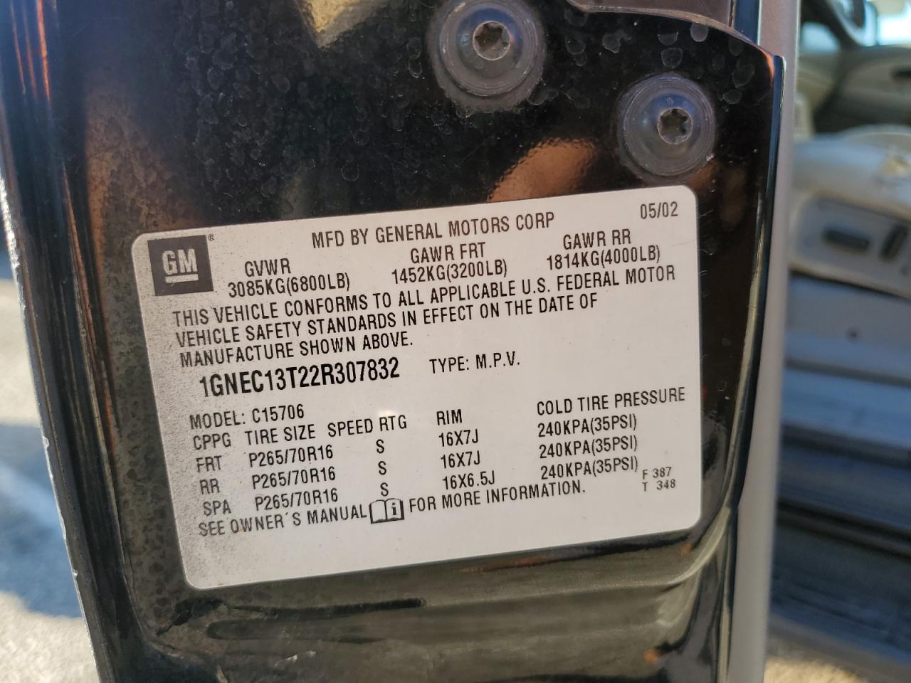 2002 Chevrolet Tahoe C1500 VIN: 1GNEC13T22R307832 Lot: 90944625