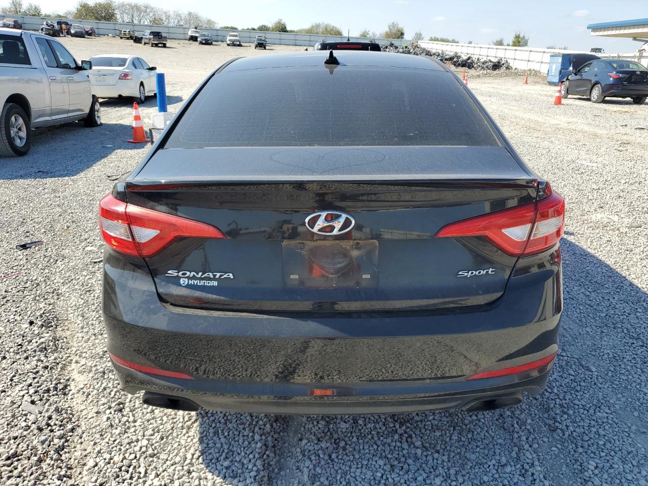 2017 Hyundai Sonata Sport VIN: 5NPE34AF9HH454687 Lot: 87100175