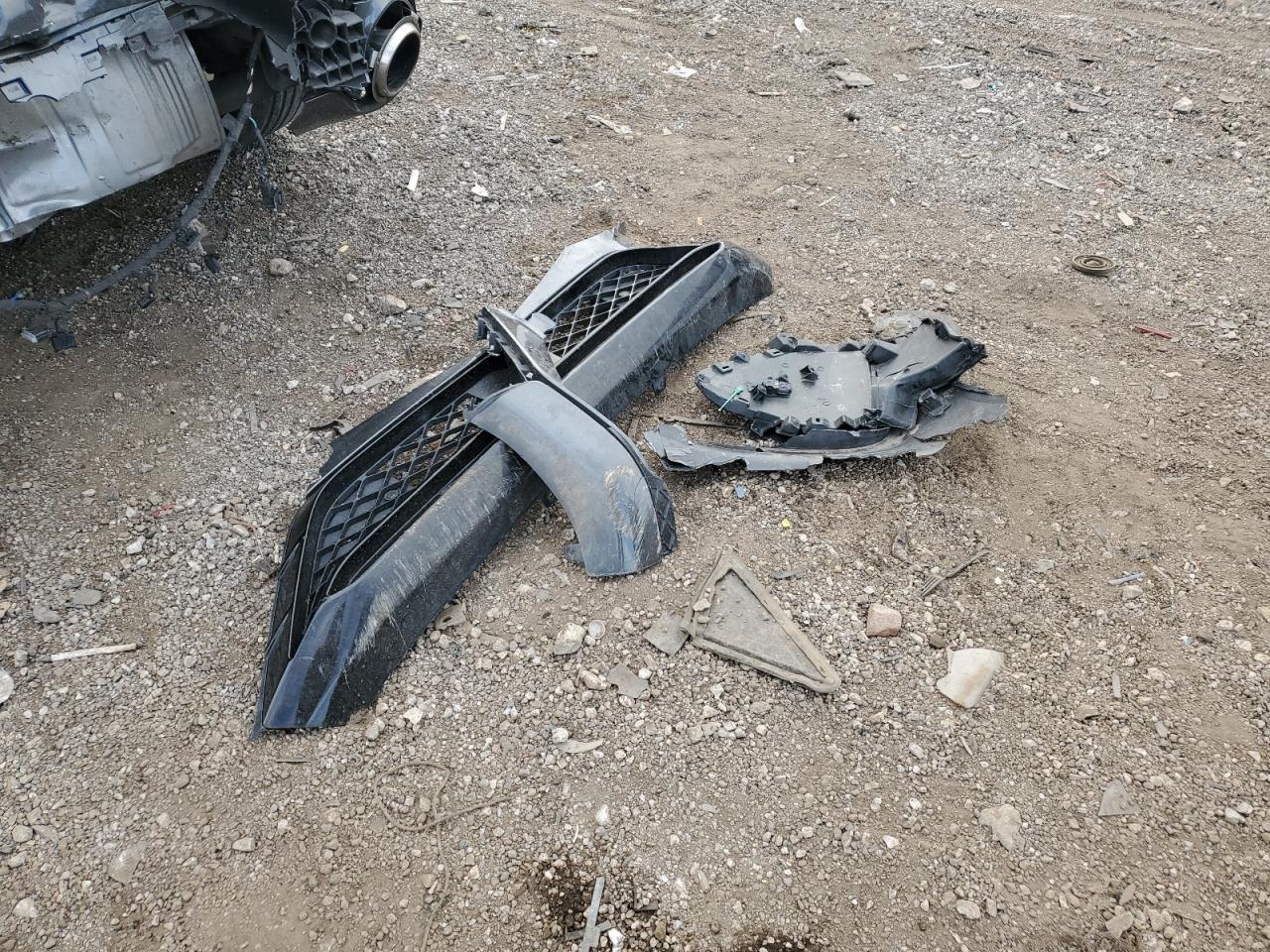 2022 Genesis Gv70 Base VIN: KMUMCDTC2NU041801 Lot: 82733895